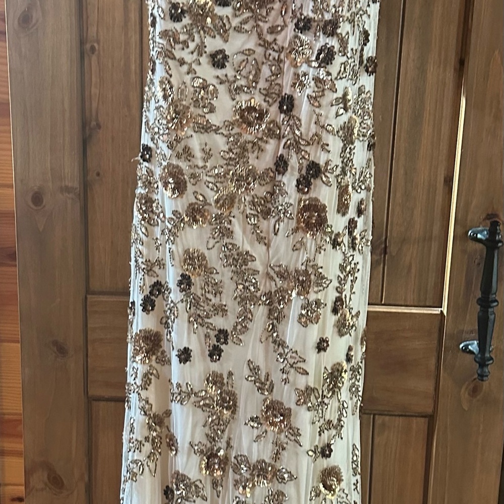 Mac Duggal Fall 2023 gown #5955 Geat condition!  Size 8 - Picture 6 of 15